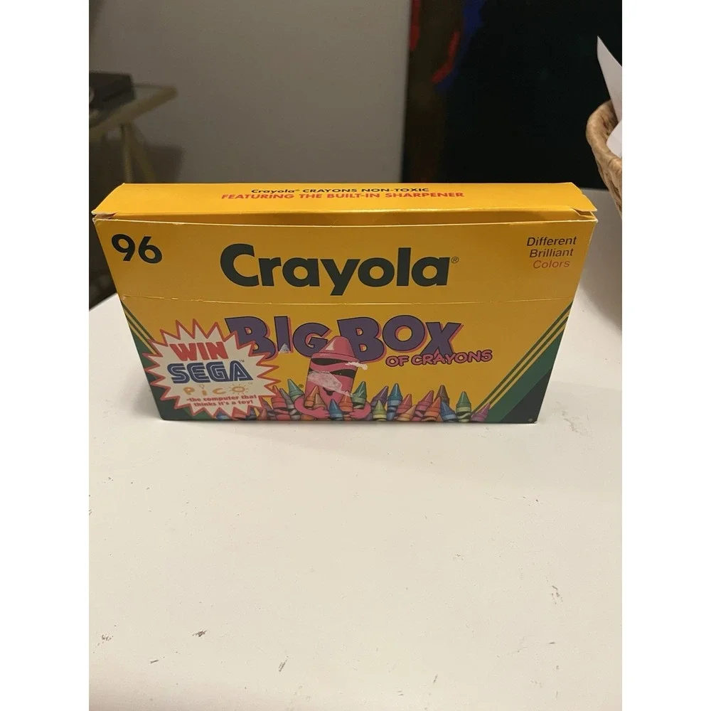 Crayola Vintage 1994 96ct Crayons with Built-in Sharpener Binney & Smith USA